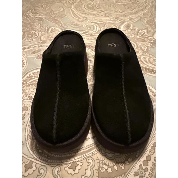 UGG Australia Black Suede 2" New Heights Platform Clogs Size 6 - Picture 6 of 9